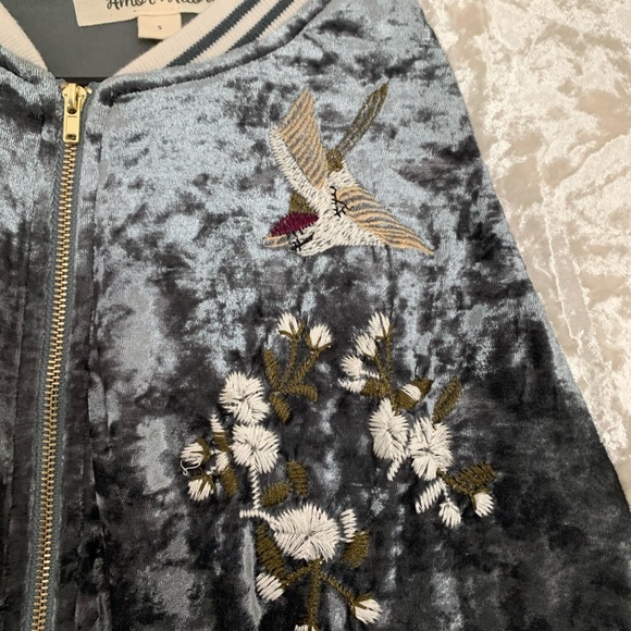 🖤Cold Hearted Velvet Bomber🖤 - Picture 3 of 4